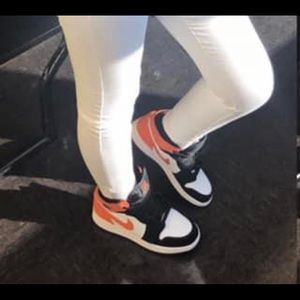 Jordan 1 mid shattered backboard